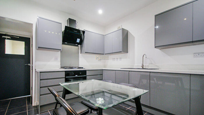 1 Bedroom Terraced House To Rent In Tiverton Road, Selly Oak, Birmingham, B29