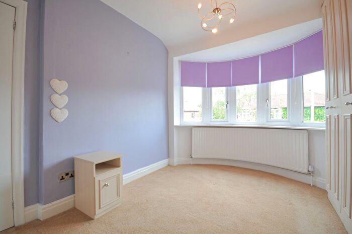 3 Bedroom Town House For Sale In Ashbourne Avenue, Cheadle, SK8