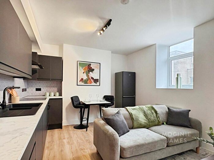 2 Bedroom Flat To Rent In Crwys Road, Cardiff, CF24