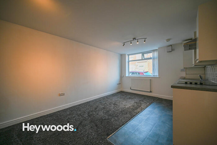 Flat To Rent In The Cheshire Cheese Flat, Tunstall, ST6