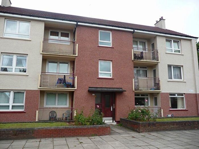 2 Bedroom Flat To Rent In Armadale Court, Glasgow, G31