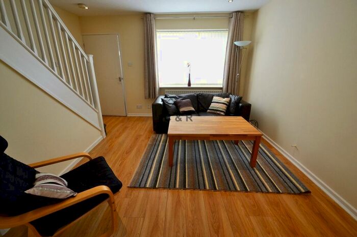 2 Bedroom End Of Terrace House To Rent In Ancroft Street, Manchester, Hulme, M15