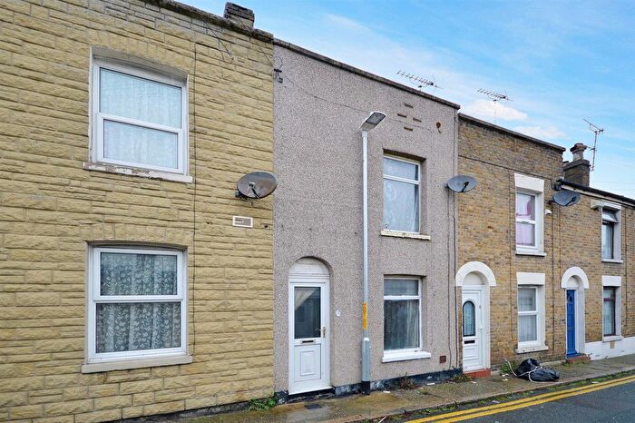 2 Bedroom Property To Rent In Alma Road, Ramsgate, CT11