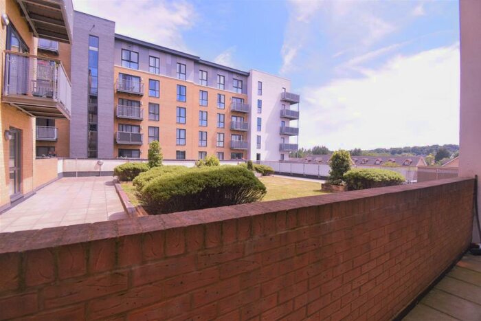 1 Bedroom Flat To Rent In Little Brights Road Belvedere, DA17
