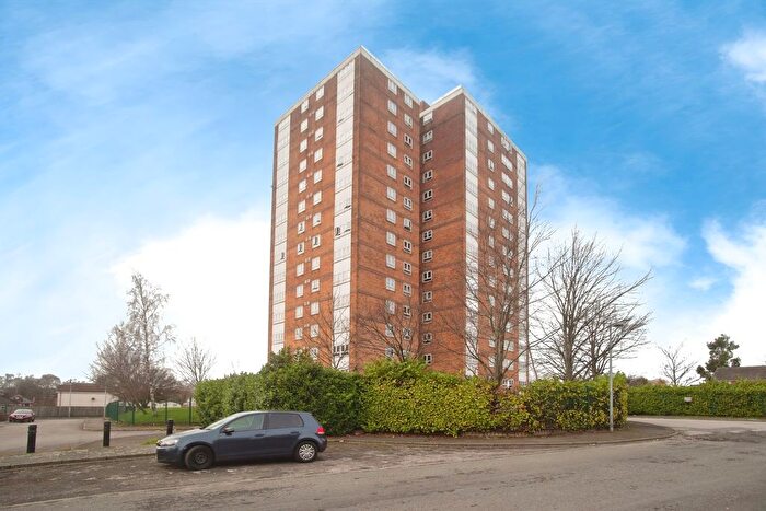 2 Bedroom Flat For Sale In Highclere Avenue, Salford, Greater Manchester, M7