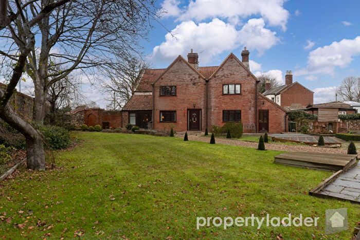 7 Bedroom Detached House For Sale In Mill Road, Horstead, Norwich, NR12