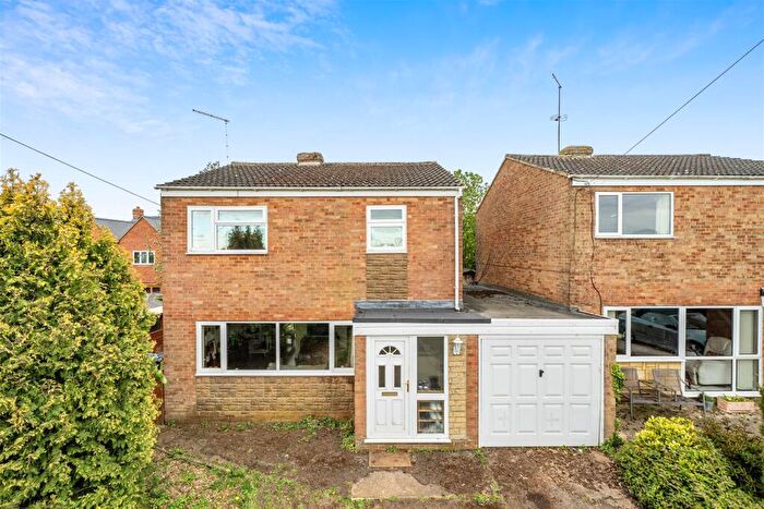 3 Bedroom Link Detached House For Sale In Leys Road, Pattishall, NN12