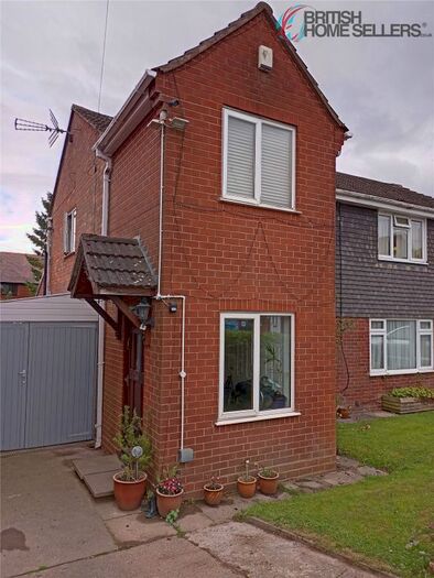 3 Bedroom Semi-Detached House For Sale In Summit Road, Clows Top, Kidderminster, Worcestershire, DY14