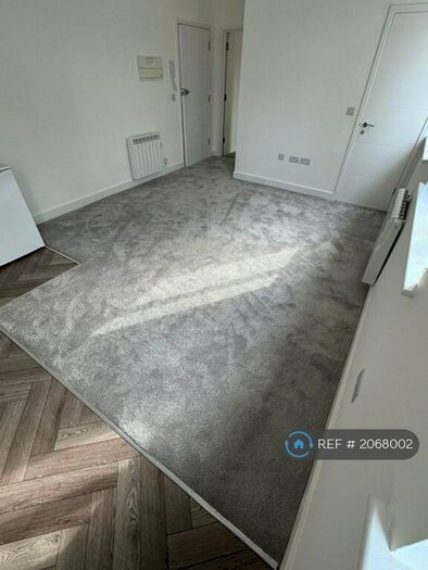 1 Bedroom Flat To Rent In South View Avenue, Caversham, Reading, RG4