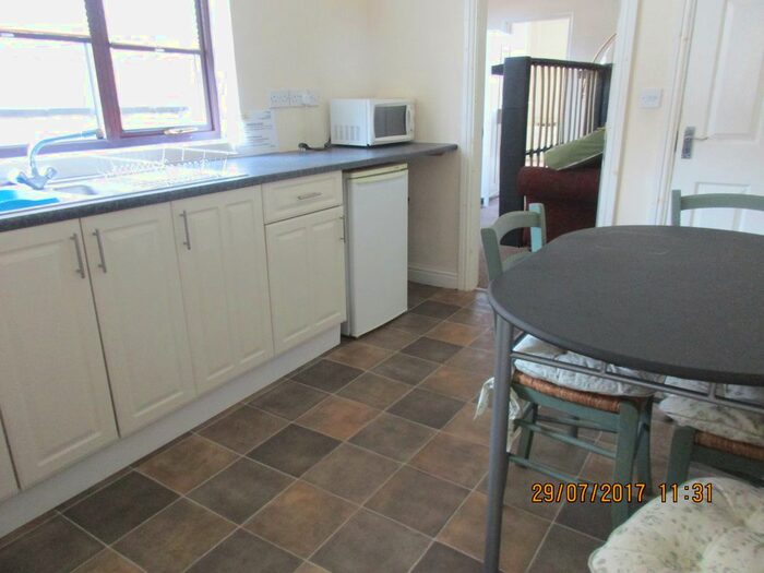 3 Bedroom Town House To Rent In Vessey Terrace, Newcastle Under Lyme, Staffs, Ls, ST5