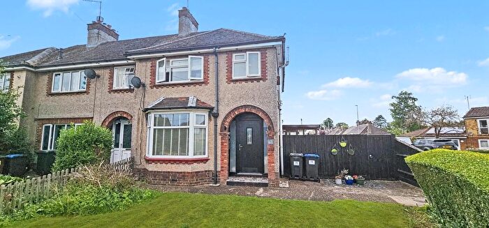 3 Bedroom End Of Terrace House For Sale In Booth Lane South, Northampton, NN3