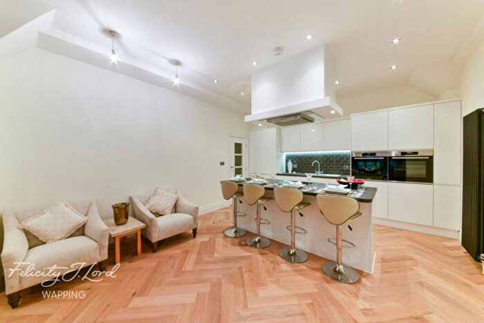 2 Bedroom Flat For Sale In The Highway, London, E1W
