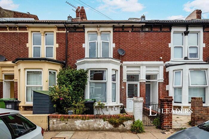 4 Bedroom Terraced House To Rent In North End Avenue, Portsmouth, PO2