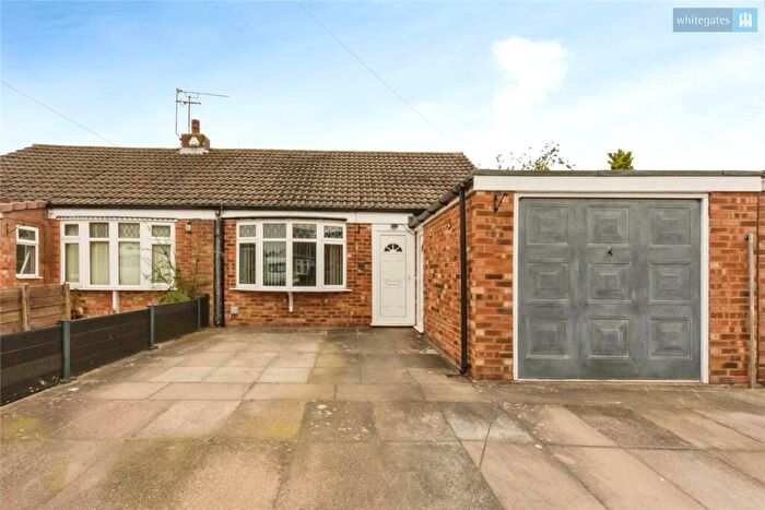 2 Bedroom Bungalow For Sale In Dryden Close, Wistaston, Crewe, Cheshire, CW2