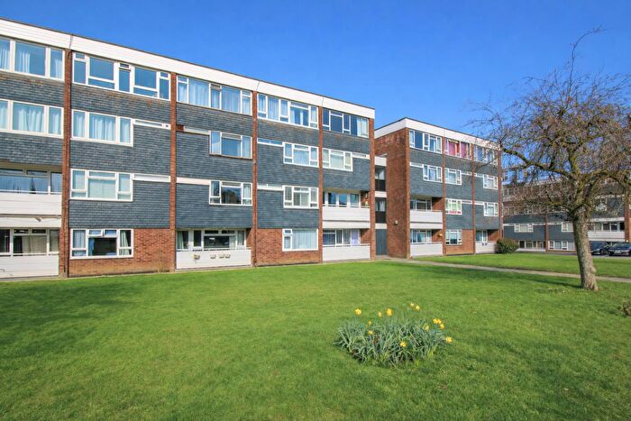 2 Bedroom Flat For Sale In Park Court, Harlow, CM20