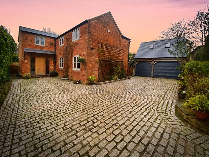 4 Bedroom Property For Sale In Church End, Priors Hardwick, Southam, CV47