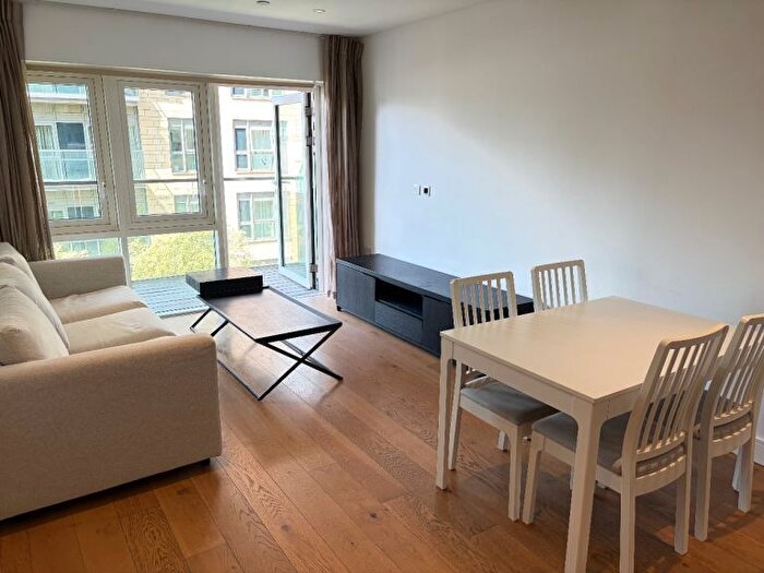 2 Bedroom Flat To Rent In Dickens Yard, Ealing Broadway, W5