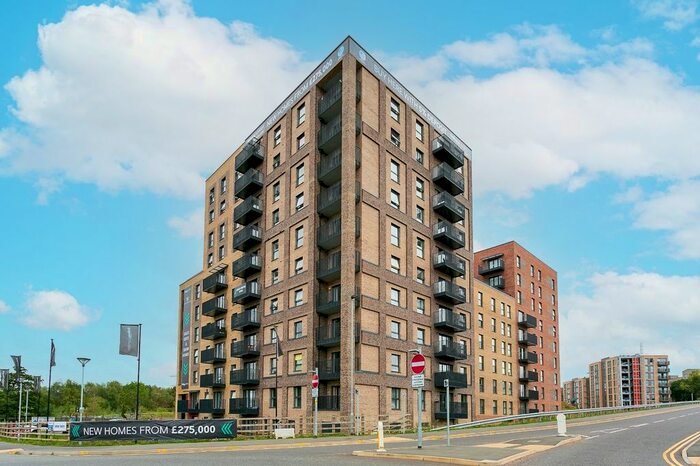 1 Bedroom Flat To Rent In Colnebank Drive, Watford, WD18