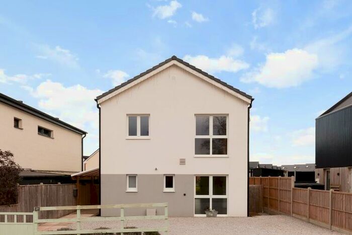 4 Bedroom Detached House To Rent In Read Place, Graven Hill, OX25