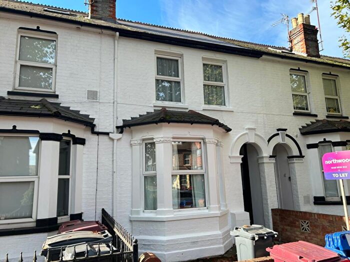 4 Bedroom Terraced House To Rent In Caversham Road, Caversham, Reading, RG1