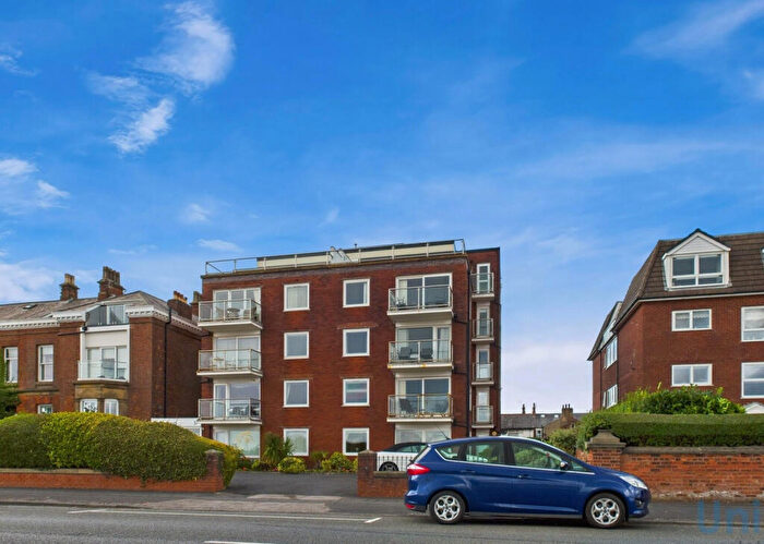 2 Bedroom Apartment For Sale In East Beach, Lytham, FY8