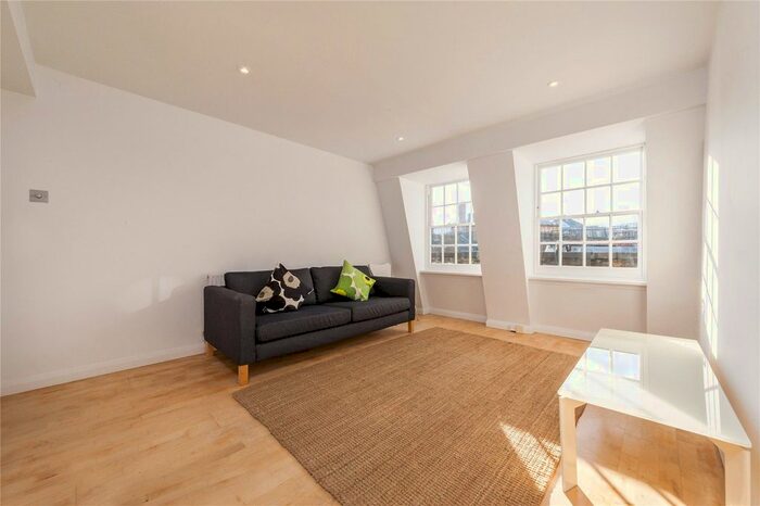 1 Bedroom Flat To Rent In Wells Street, Fitzrovia, London, W1T
