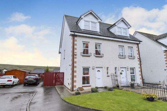 3 Bedroom Town House For Sale In Easterton Drive, Caldercruix, Airdrie, ML6