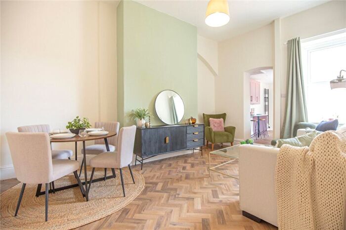 1 Bedroom Apartment For Sale In Claremont Road, Bristol, BS7