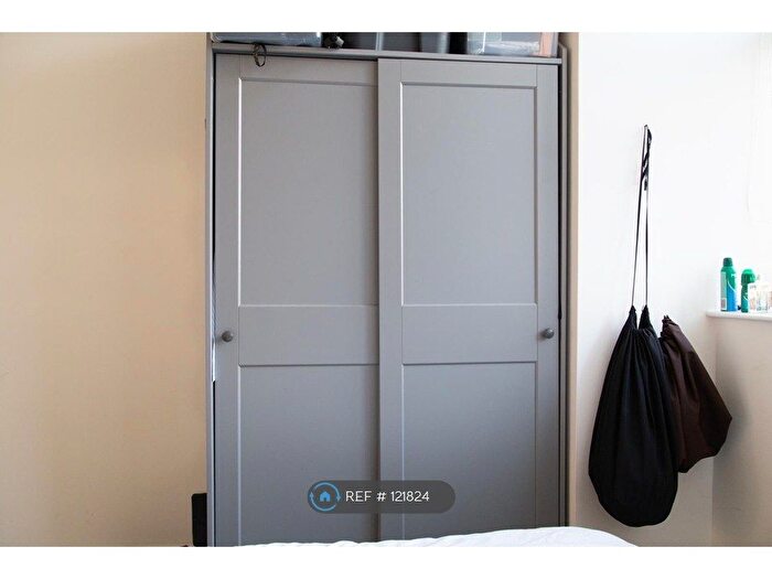 1 Bedroom Flat To Rent In Victoria Mill, Stockport, SK5