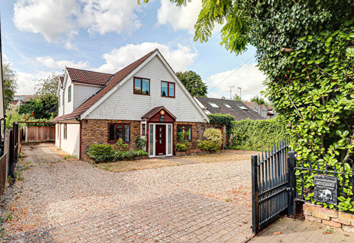 5 Bedroom Detached House For Sale In Oakwood Road, Bricket Wood, St. Albans, AL2