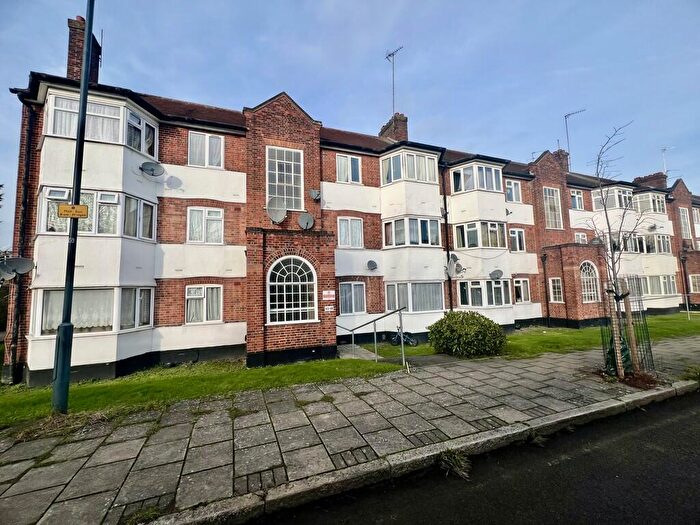 2 Bedroom Flat To Rent In High Mead, Harrow, HA1