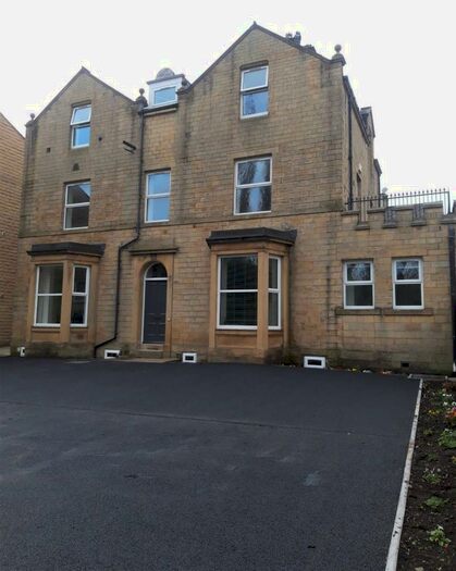 2 Bedroom Apartment To Rent In Sorren House, Sowerby Bridge, HX6