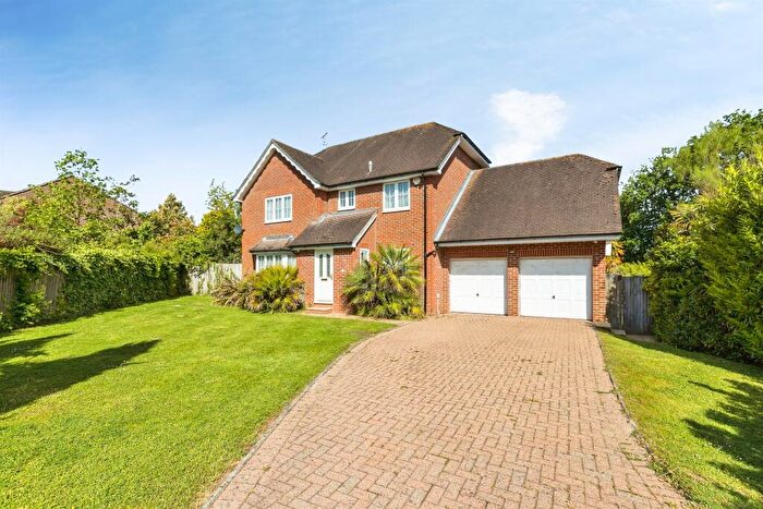 5 Bedroom Detached House For Sale In College Road, Southwater, Horsham, RH13