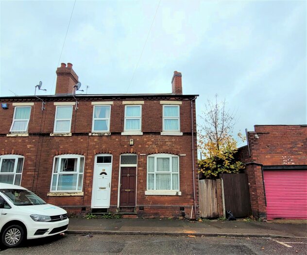 2 Bedroom Terraced House To Rent In West Bromwich Road, Walsall, WS1
