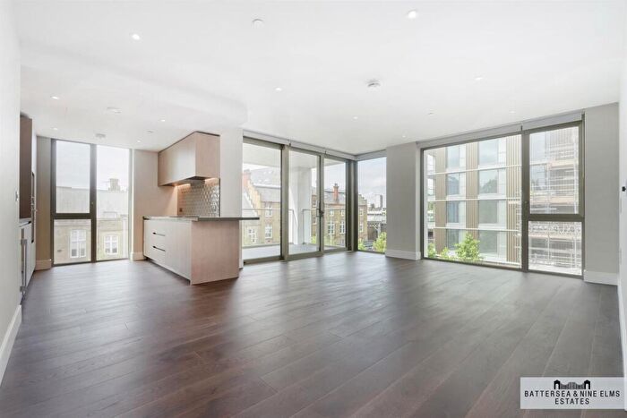 2 Bedroom Apartment To Rent In Kensington House, Prince Of Wales Drive, SW11