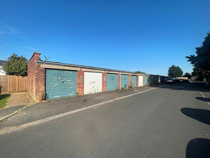Property For Sale In Elizabeth Avenue, Newmarket, CB8