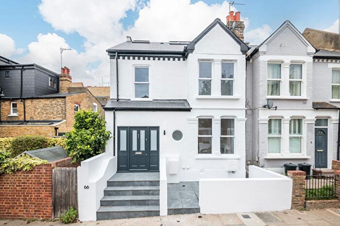4 Bedroom End Terrace House For Sale In Bassingham Road, London, SW18