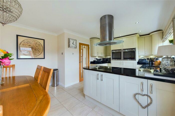 4 Bedroom Detached House To Rent In Birch Close, Broom, Biggleswade, Bedfordshire, SG18