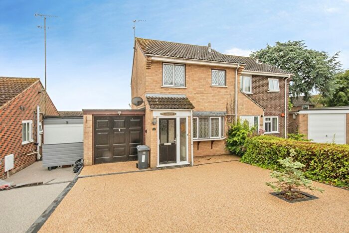3 Bedroom Semi-Detached House For Sale In Prittlewell Close, Ipswich, Suffolk, IP2