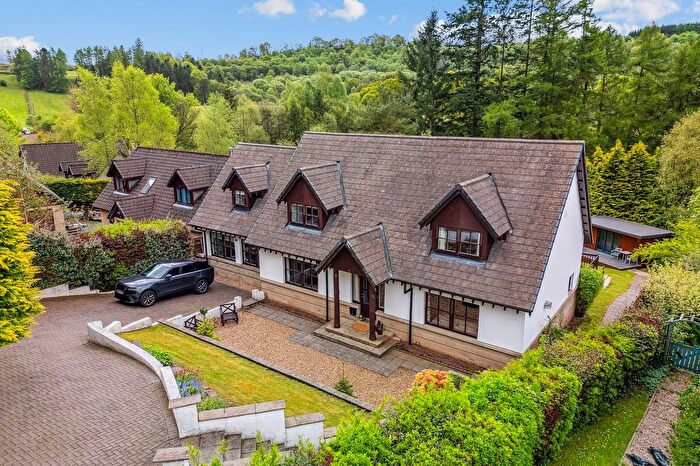 5 Bedroom Detached House For Sale In Craigmarloch View, Blanefield, G63