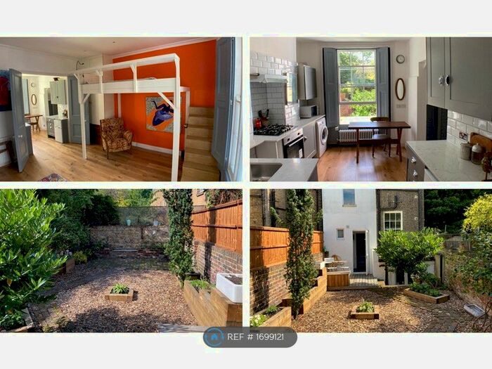 Studio To Rent In Almeida St, London, N1