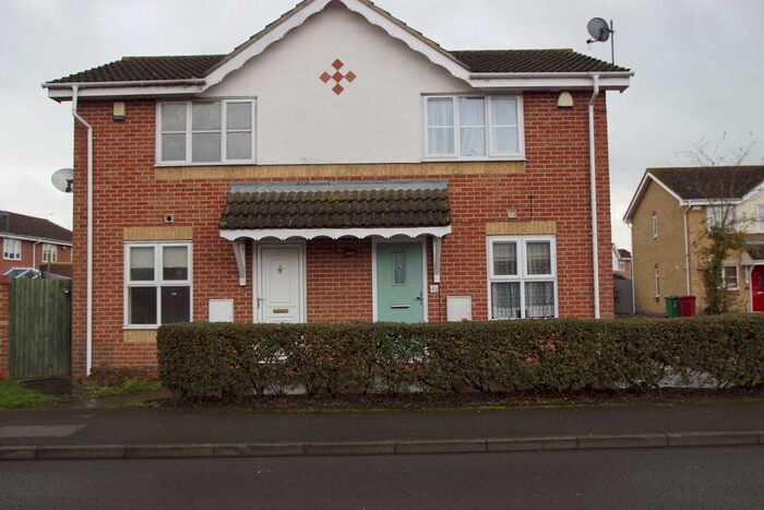 1 Bedroom Property To Rent In Moor Furlong, Cippenham, Slough, SL1