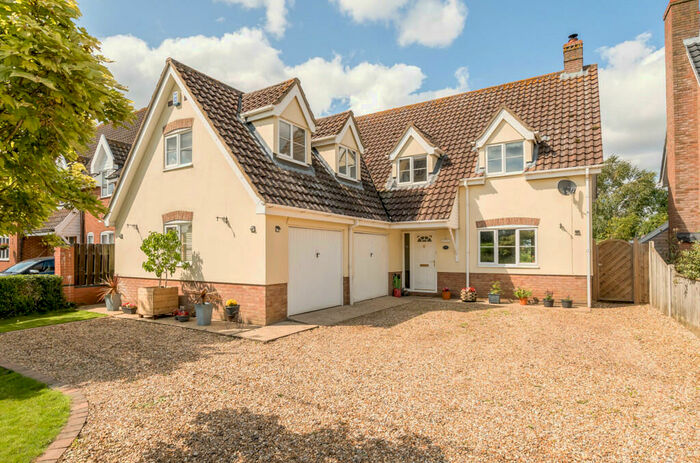 5 Bedroom Detached House For Sale In Harling Road, Great Hockham, Thetford, IP24