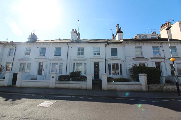 1 Bedroom Flat To Rent In Buckingham Place, Brighton, East Sussex, BN1