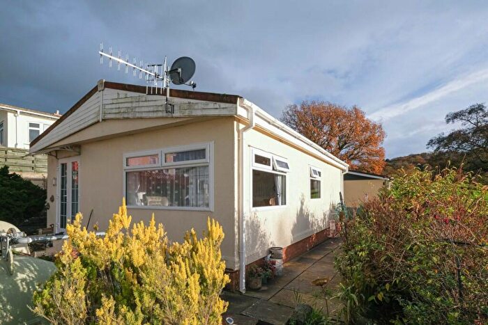 2 Bedroom Park Home For Sale In , LD1