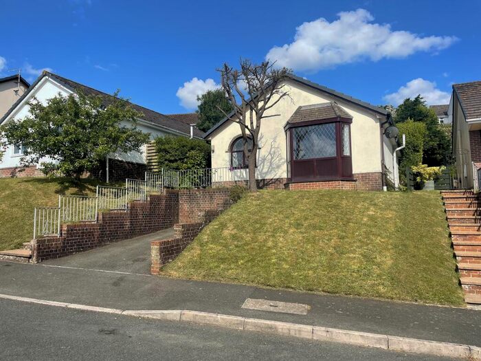 3 Bedroom Detached Bungalow For Sale In Bodrigan Road, East Looe., PL13