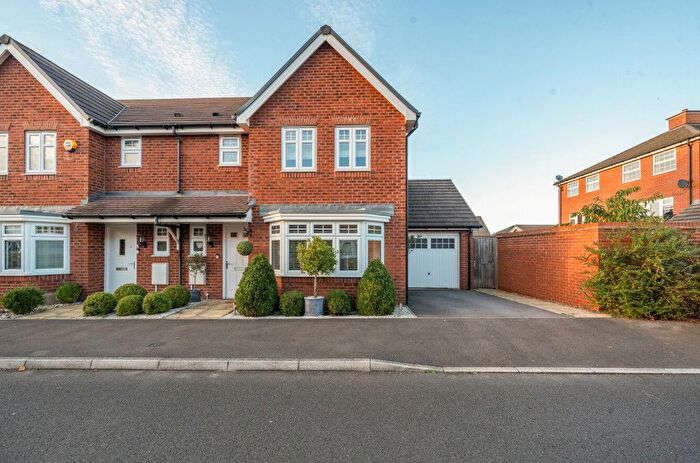 3 Bedroom Semi-Detached House For Sale In Eamer Crescent, Wokingham, Berkshire, RG41