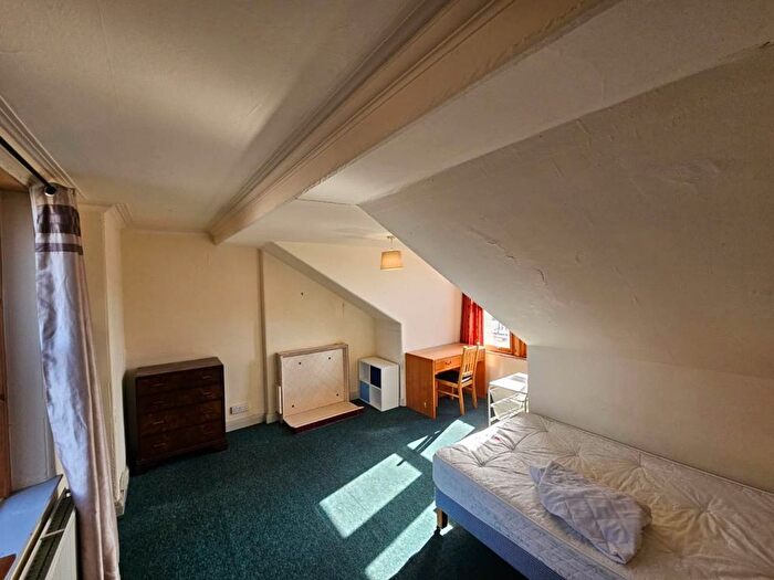 3 Bedroom Flat To Rent In Reform Street, Dundee, DD1