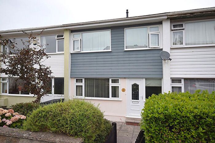 3 Bedroom Property To Rent In Northcott Gardens, Bideford, Devon, EX39