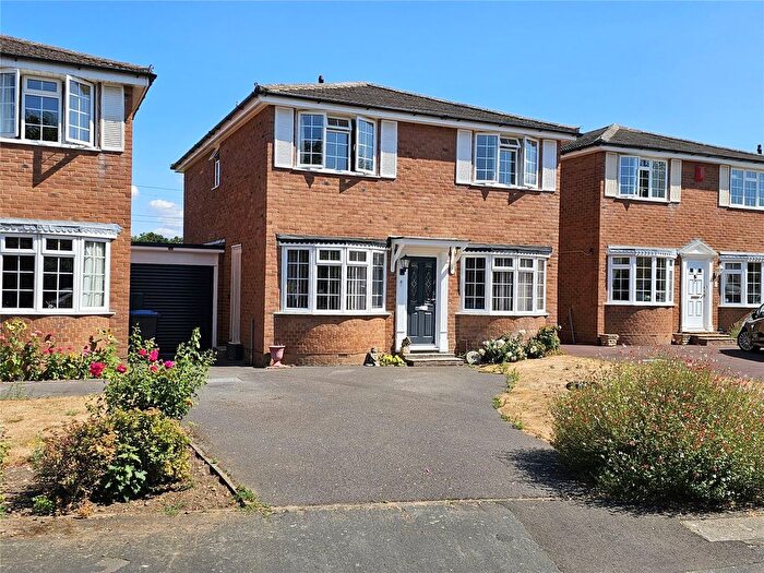 4 Bedroom Detached House For Sale In Kashmir Close, New Haw, KT15